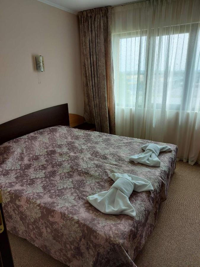 Hotel Sveti Nikola Sliven エクステリア 写真