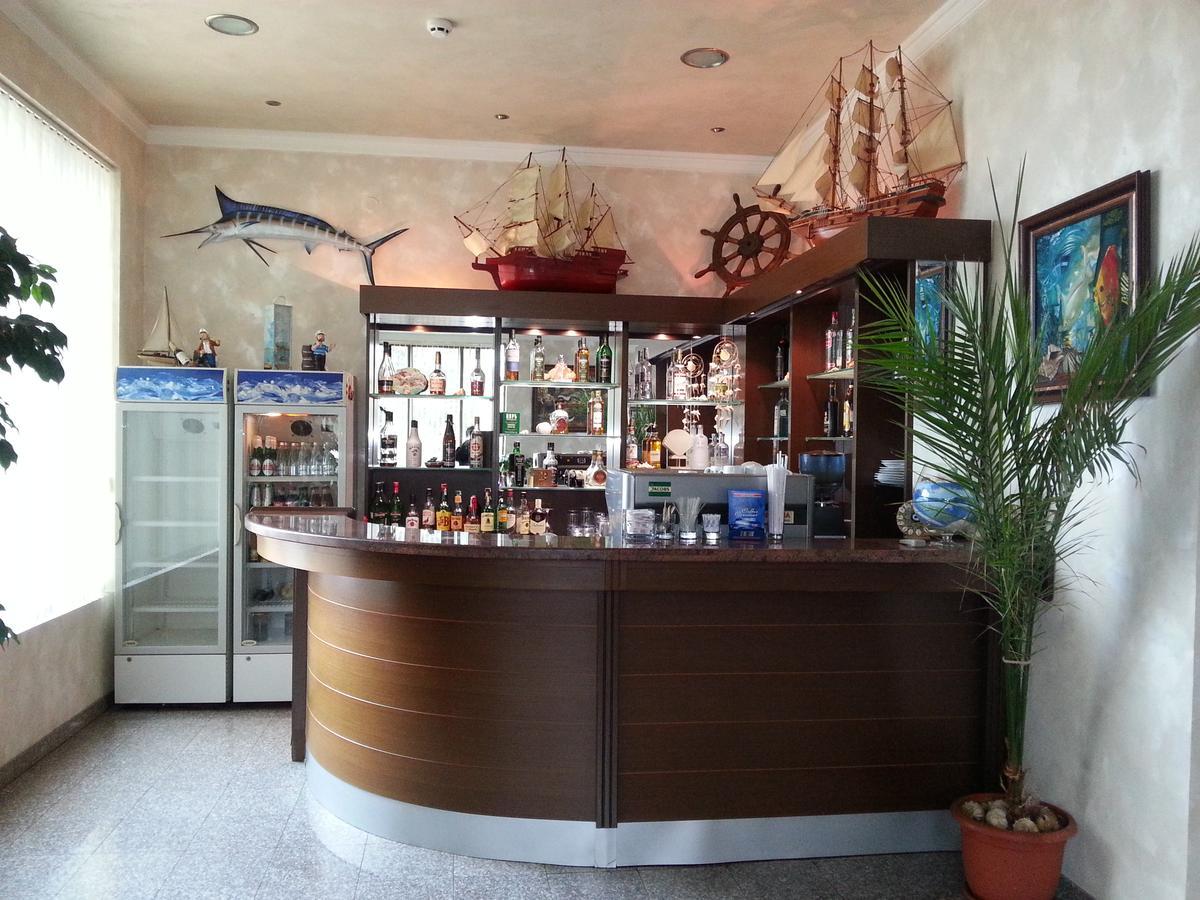 Hotel Sveti Nikola Sliven エクステリア 写真