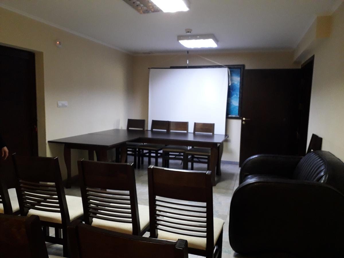 Hotel Sveti Nikola Sliven エクステリア 写真